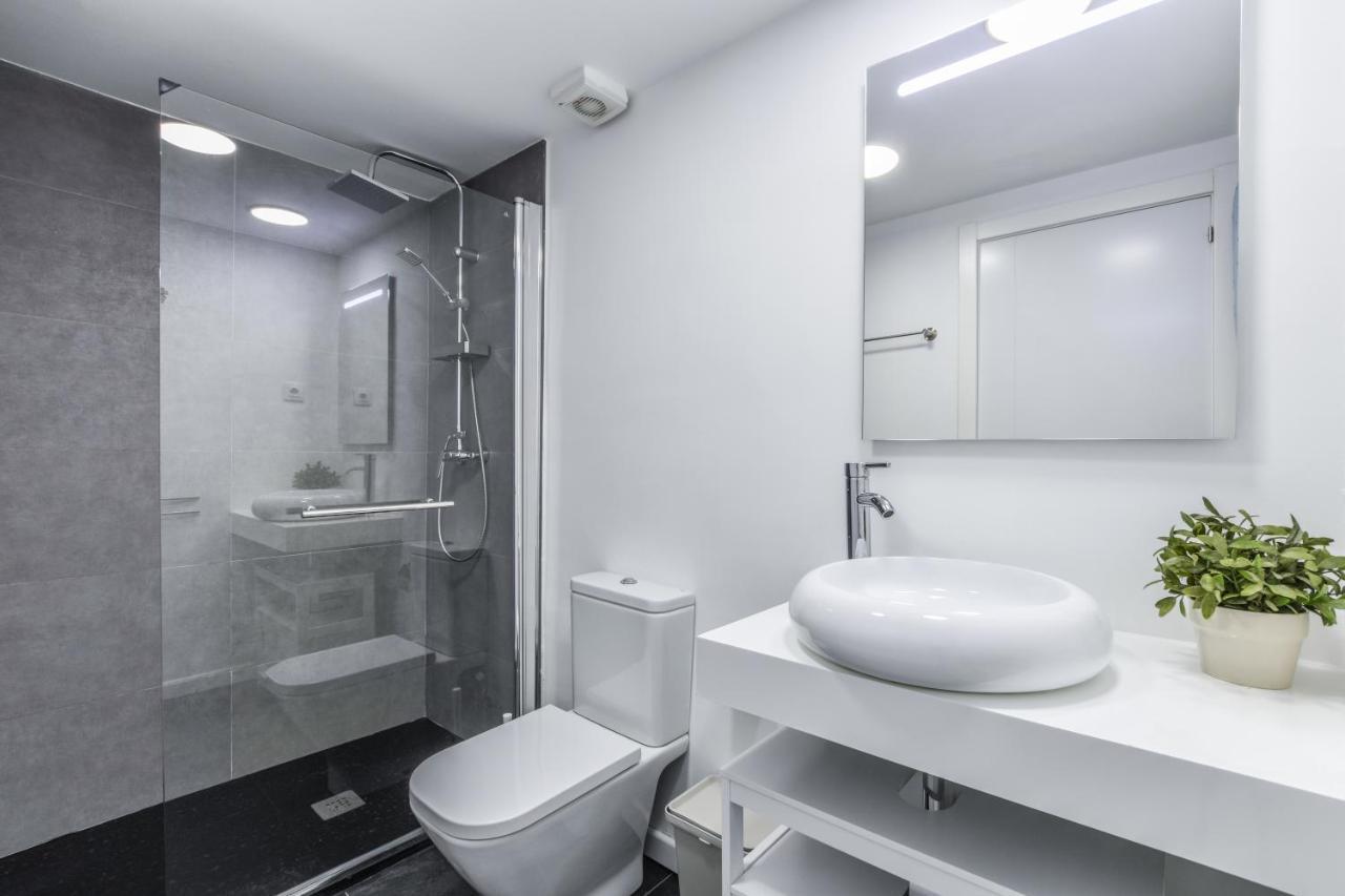Lofts Business Bernabeu Apartment Madrid Bagian luar foto